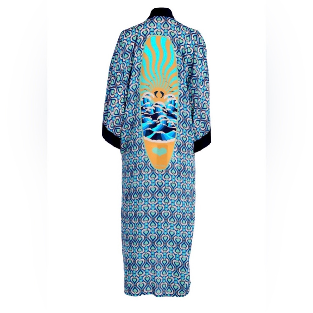 Women’s Henelle Surf Rider Wave Dolphin Kimono